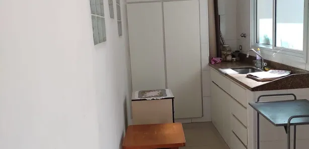 Casa Comercial para venda ou aluguel, 227m² no Jardim Maria Rosa, Taboão da Serra