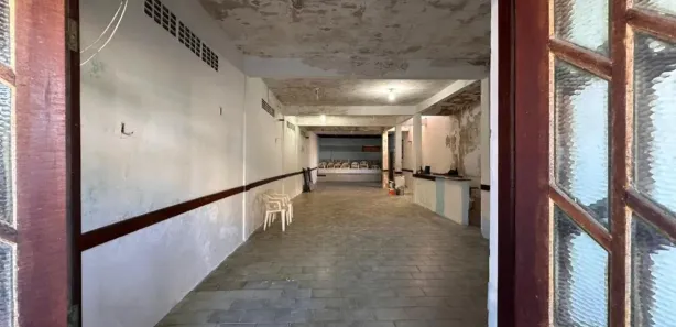 Conjunto Comercial / Sala com 1 Quarto à venda, 165m² no Portão, Lauro de Freitas