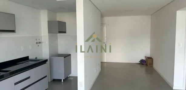 Apartamento com 2 Quartos para alugar, 75m² no Centro, Camboriú