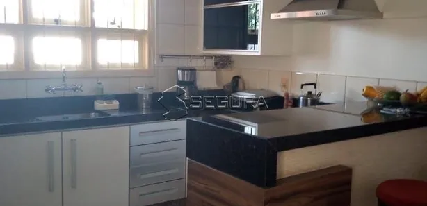 Sobrado com 3 Quartos à venda, 169m² no Niterói, Canoas