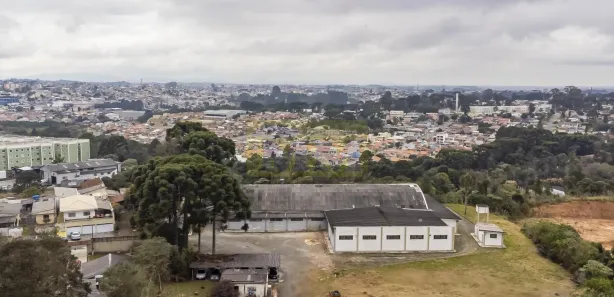 Galpão / Depósito / Armazém com 3 Quartos à venda, 3000m² no Roça Grande, Colombo