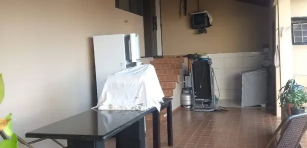 Casa com 3 Quartos para alugar, 150m² no Jardim Caviúna, Rolândia
