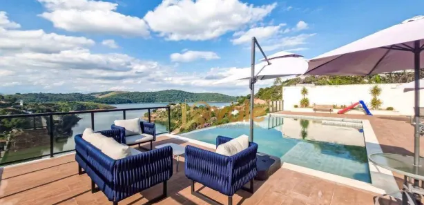 Casa de Condomínio com 3 Quartos à venda, 210m² no , Igaratá