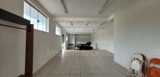 Loja / Salão / Ponto Comercial para alugar, 10m² no Chácara Braz Miraglia, Jaú