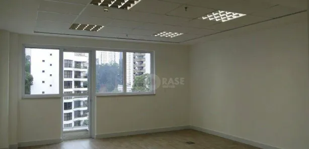 Conjunto Comercial / Sala para alugar, 42m² no Vila Andrade, São Paulo