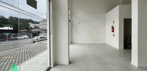 Conjunto Comercial / Sala para alugar, 62m² no Água Verde, Blumenau