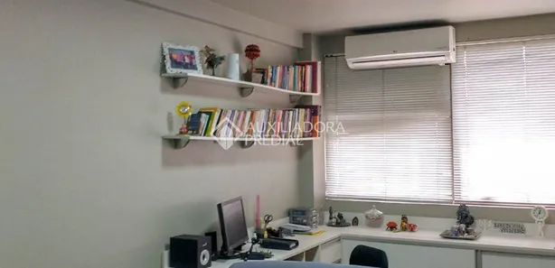 Conjunto Comercial / Sala à venda, 44m² no Centro, Canoas