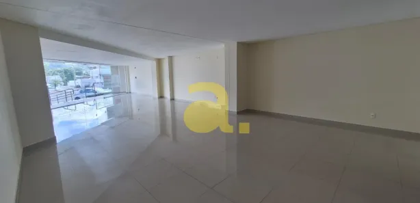 Conjunto Comercial / Sala para alugar, 120m² no Centro, Blumenau
