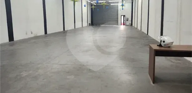 Galpão / Depósito / Armazém para alugar, 500m² no Centro, Carapicuíba