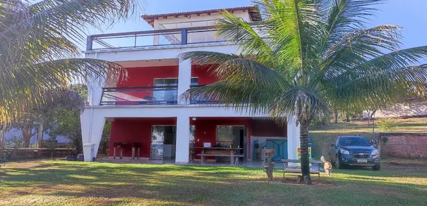 Fazenda / Sítio / Chácara com 7 Quartos à venda, 550m² no Taguatinga Centro, Brasília