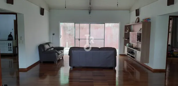 Fazenda / Sítio / Chácara com 3 Quartos à venda, 311m² no Chácaras do Guacuri, Itupeva