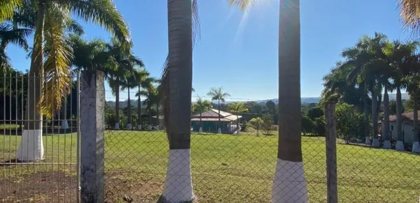 Fazenda / Sítio / Chácara com 2 Quartos à venda, 8500m² no , Assaí