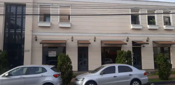 Conjunto Comercial / Sala para alugar, 56m² no Centro, Arapongas