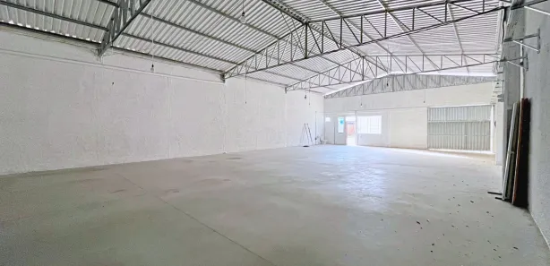 Galpão / Depósito / Armazém para alugar, 270m² no Velha Central, Blumenau