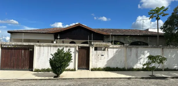 Casa com 4 Quartos para alugar, 170m² no Jardim Tavares, Campina Grande