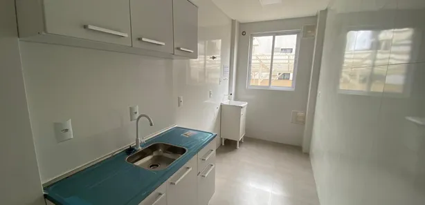 Apartamento com 2 Quartos para alugar, 76m² no Monte Alegre, Camboriú