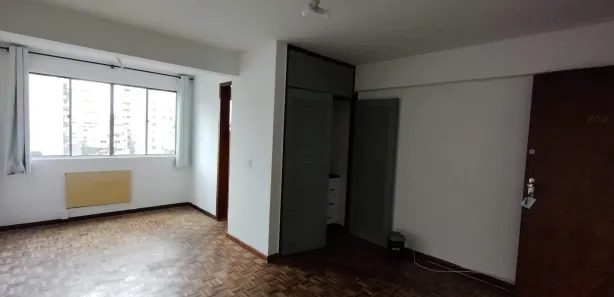 Apartamento com 1 Quarto para alugar, 25m² no Centro, Curitiba