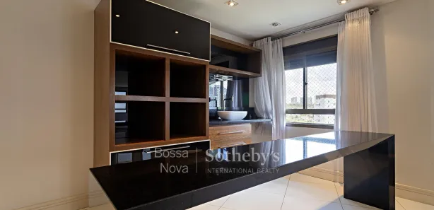 Apartamento com 3 Quartos para alugar, 306m² no Santa Cecília, São Paulo