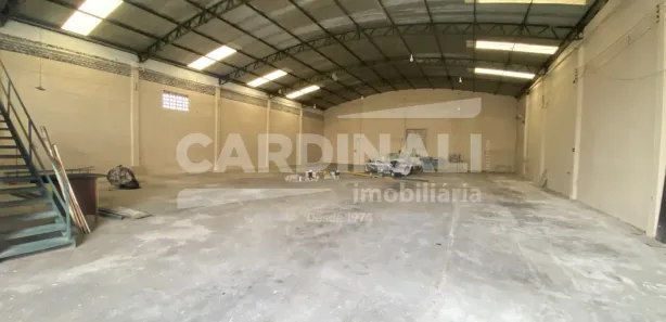 Galpão / Depósito / Armazém para alugar, 730m² no Jardim Novo Horizonte, São Carlos