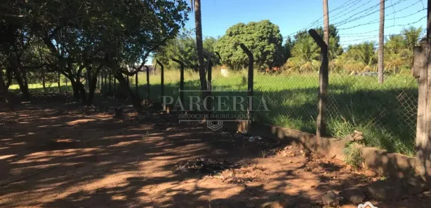Fazenda / Sítio / Chácara com 2 Quartos para alugar, 150m² no Centro, Araçatuba