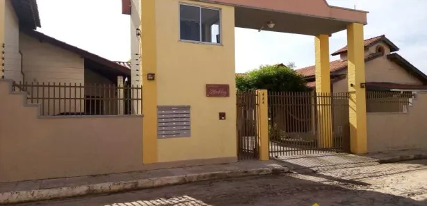 Casa de Condomínio com 2 Quartos para alugar, 56m² no Itapoã, Caucaia