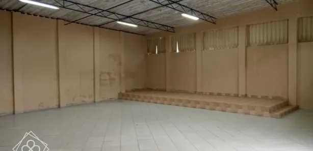 Galpão / Depósito / Armazém à venda, 130m² no Roselândia, Barra Mansa