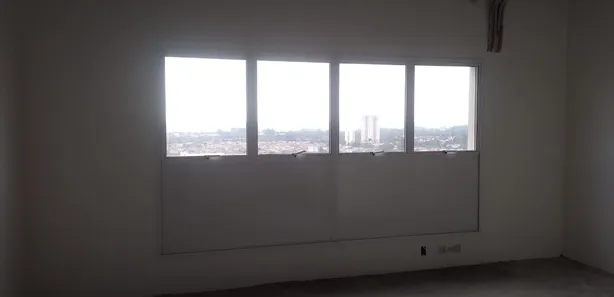 Conjunto Comercial / Sala para venda ou aluguel, 29m² no Centro, Jacareí