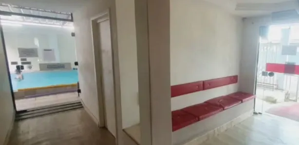 Loja / Salão / Ponto Comercial com 15 Quartos para venda ou aluguel, 450m² no Montese, Resende