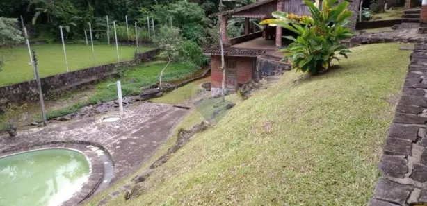 Fazenda / Sítio / Chácara com 3 Quartos à venda, 6328m² no Corujas, Guapimirim