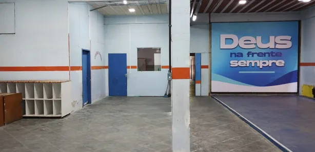 Prédio Inteiro para alugar, 1200m² no Vila Santa Cruz, Duque de Caxias