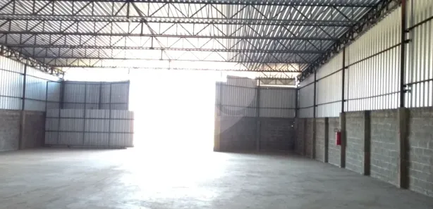 Galpão / Depósito / Armazém para venda ou aluguel, 600m² no Morada da Barra, Resende