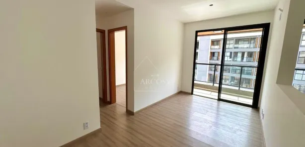Apartamento com 2 Quartos à venda, 70m² no Corrêas, Petrópolis