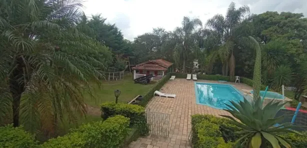 Fazenda / Sítio / Chácara com 5 Quartos para alugar, 469m² no Jardim Maracanã, Atibaia