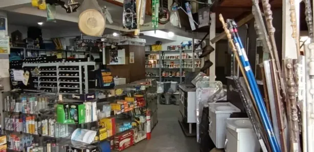 Loja / Salão / Ponto Comercial com 2 Quartos à venda, 230m² no Distrito Industrial Bandeirinhas, Betim