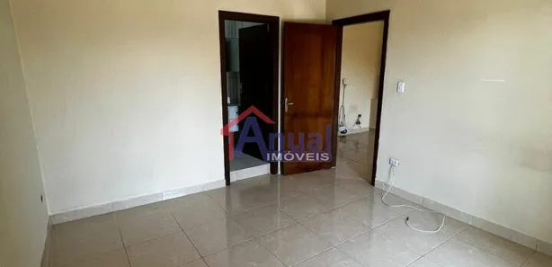 Sobrado com 3 Quartos para venda ou aluguel, 300m² no Califórnia, Itanhaém