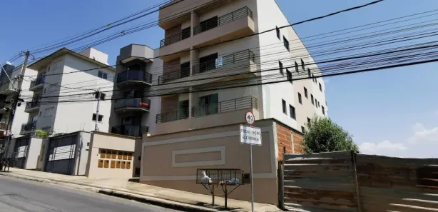 Apartamento com 2 Quartos para alugar, 88m² no Jardim Country Club, Poços de Caldas