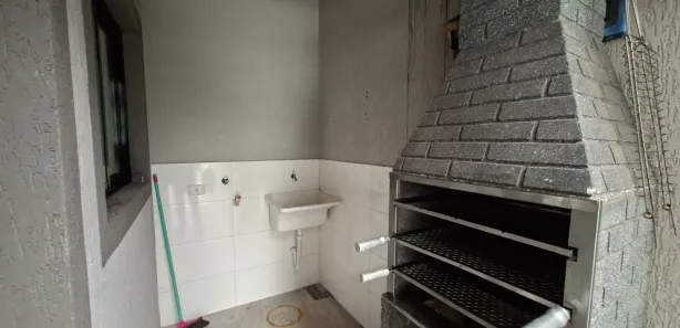 Casa de Condomínio com 2 Quartos para alugar, 58m² no Guilhermina, Praia Grande