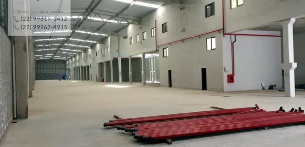 Galpão / Depósito / Armazém para venda ou aluguel, 1000m² no Imboassica, Macaé