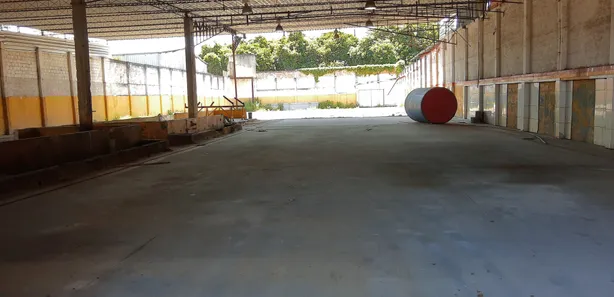Galpão / Depósito / Armazém à venda, 2500m² no Chácaras Rio-Petrópolis, Duque de Caxias