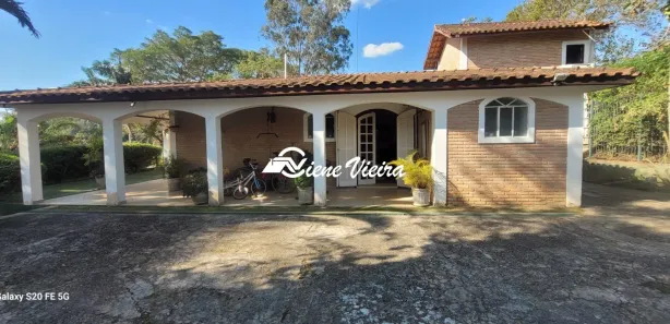 Fazenda / Sítio / Chácara com 4 Quartos à venda, 2650m² no , Igaratá