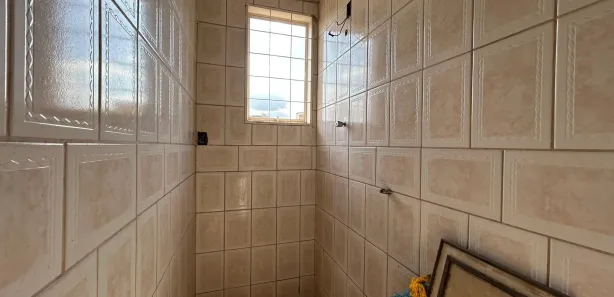 Loja / Salão / Ponto Comercial com 2 Quartos à venda, 230m² no Distrito Industrial Bandeirinhas, Betim