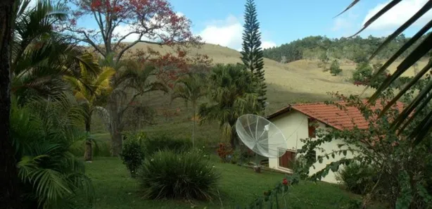 Fazenda / Sítio / Chácara com 3 Quartos à venda, 58000m² no Área Rural de Viçosa, Viçosa