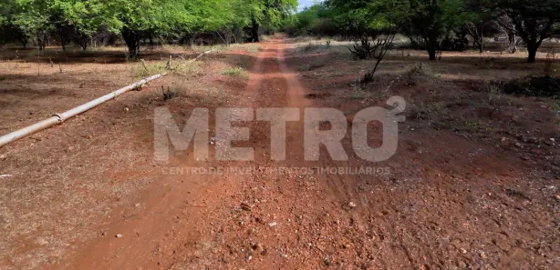 Fazenda / Sítio / Chácara à venda, 181000m² no Pedrinhas, Petrolina