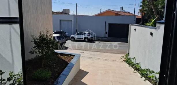 Prédio Inteiro para alugar, 270m² no Vila São João, Limeira