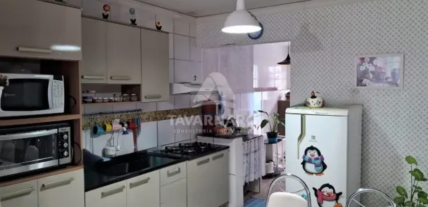 Casa de Condomínio com 3 Quartos à venda, 64m² no Uvaranas, Ponta Grossa