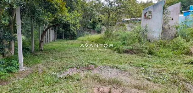 Terreno / Lote / Condomínio à venda, 708m² no Chácara das Flores, Santa Maria