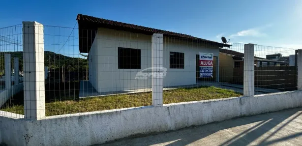 Casa com 2 Quartos para alugar, 70m² no Nossa Senhora de Fátima, Penha