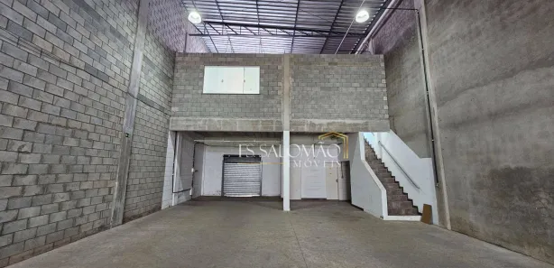 Galpão / Depósito / Armazém para alugar, 500m² no Piratininga, Osasco