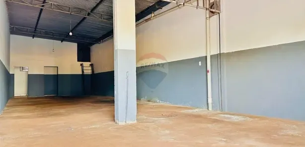 Galpão / Depósito / Armazém à venda, 330m² no Setor de Desenvolvimento Econômico, Brasília