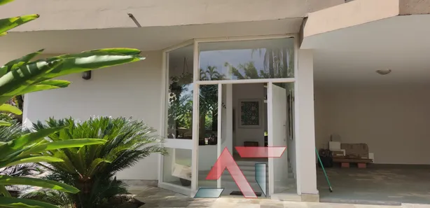 Sobrado com 5 Quartos para venda ou aluguel, 500m² no Balneário Praia do Pernambuco, Guarujá